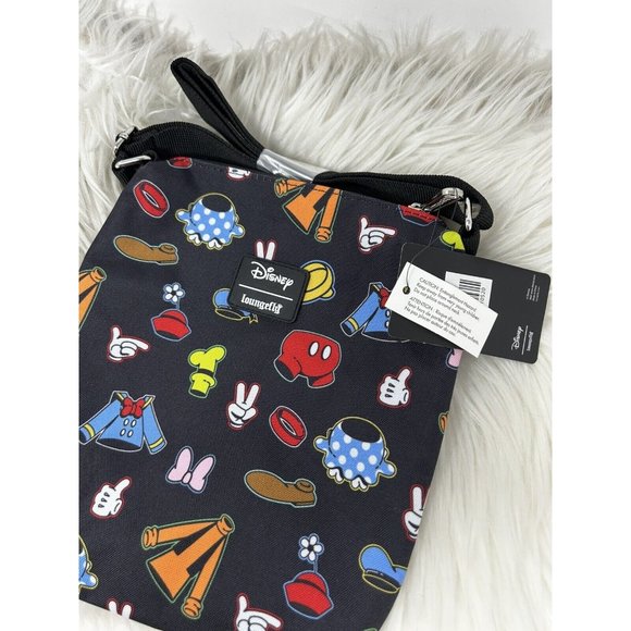 Disney Sensational 6 Outfits All-Over Print Nylon Loungefly Passport Bag - Picture 3 of 6